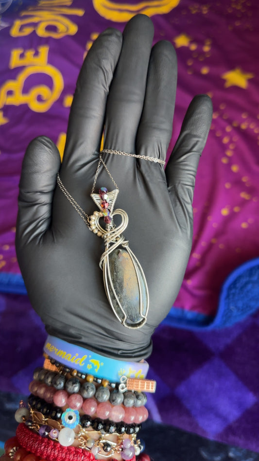 Flashy Labradorite Pendant with Purple Accent Beads